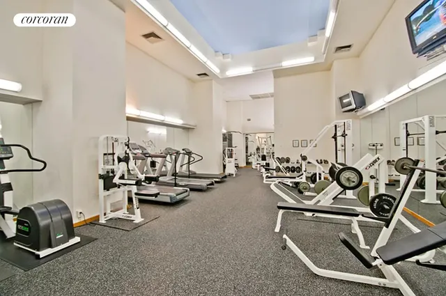 $2,300,000 | 301 West 57th Street, Unit 16D | Hell's Kitchen