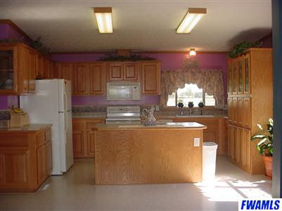 15805 Hoffman Road Monroeville, IN 46773 - Photo 8 of 12