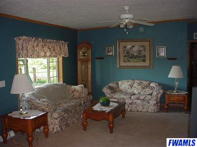 15805 Hoffman Road Monroeville, IN 46773 - Photo 9 of 12