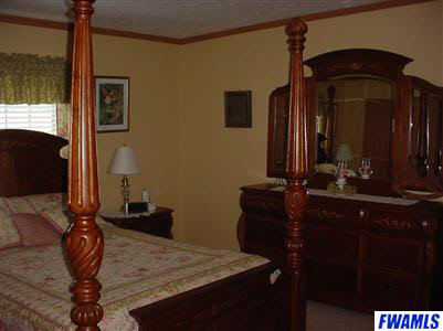 15805 Hoffman Road Monroeville, IN 46773 - Photo 10 of 12