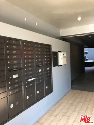 $3,250 | 11925 Kling Street, Unit 311, Valley Village, CA 91607