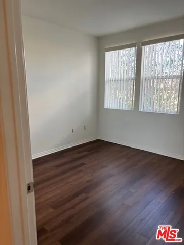 $3,250 | 11925 Kling Street, Unit 311, Valley Village, CA 91607