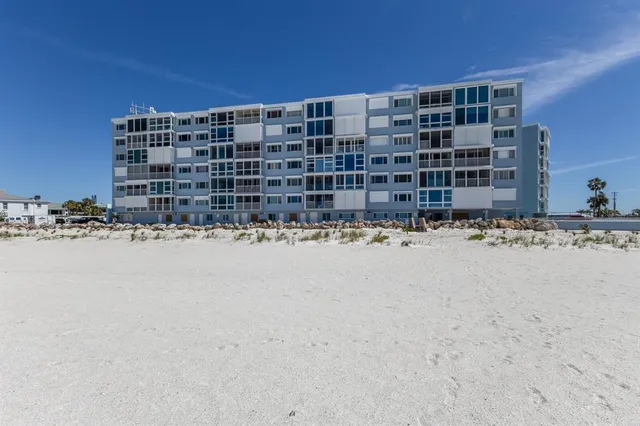 $849,000 | 5300 Gulf Drive, Unit 204, Holmes Beach, FL 34217