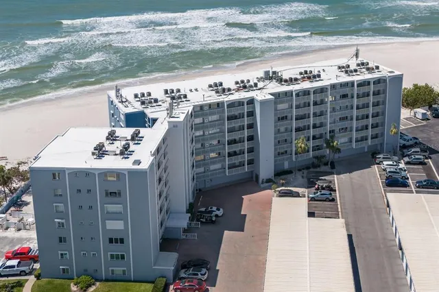 $849,000 | 5300 Gulf Drive, Unit 204, Holmes Beach, FL 34217