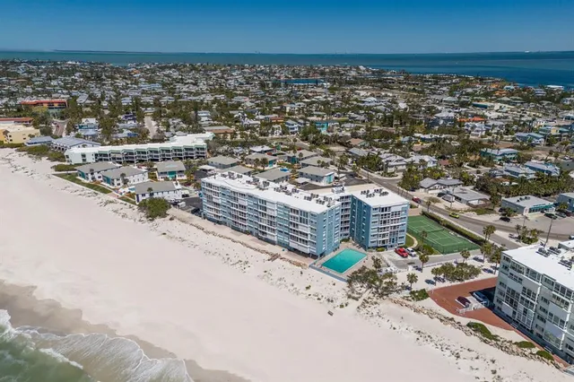 $849,000 | 5300 Gulf Drive, Unit 204, Holmes Beach, FL 34217