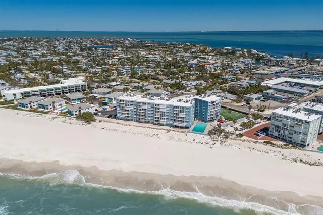 $849,000 | 5300 Gulf Drive, Unit 204, Holmes Beach, FL 34217