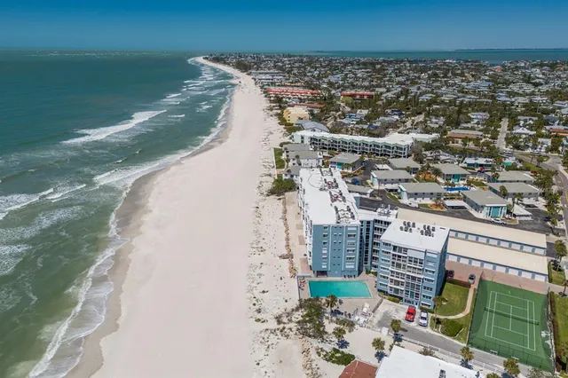 $849,000 | 5300 Gulf Drive, Unit 204, Holmes Beach, FL 34217