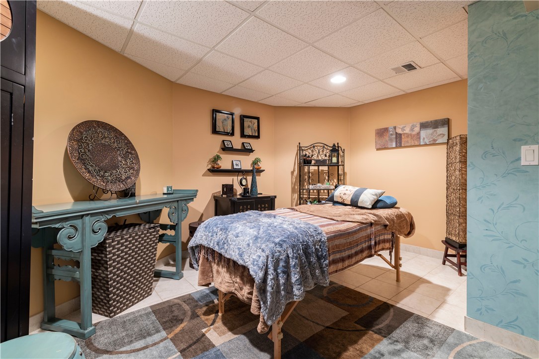 383 Ocean Road Narragansett, RI 02882 - Photo 36 of 46 Spa