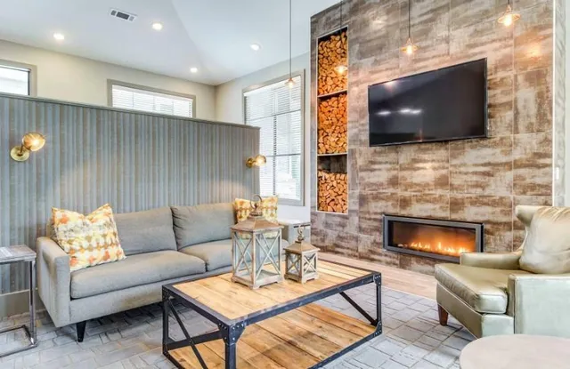 $2,749 | 1824 Defoor Avenue Northwest, Unit 2101, Atlanta, GA 30318