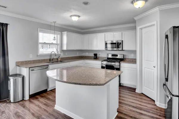 $334,900 | 2034 Buckthorn Drive, Columbus, IN 47201