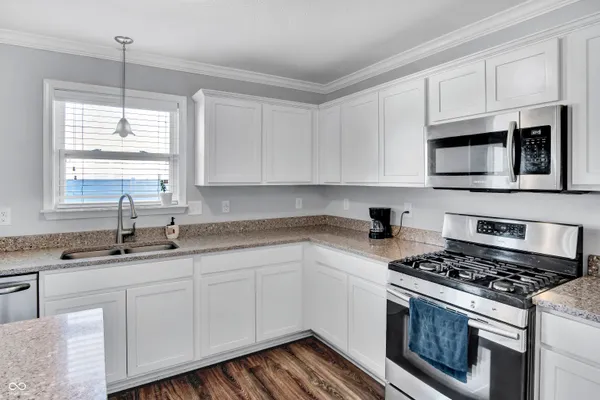 $334,900 | 2034 Buckthorn Drive, Columbus, IN 47201