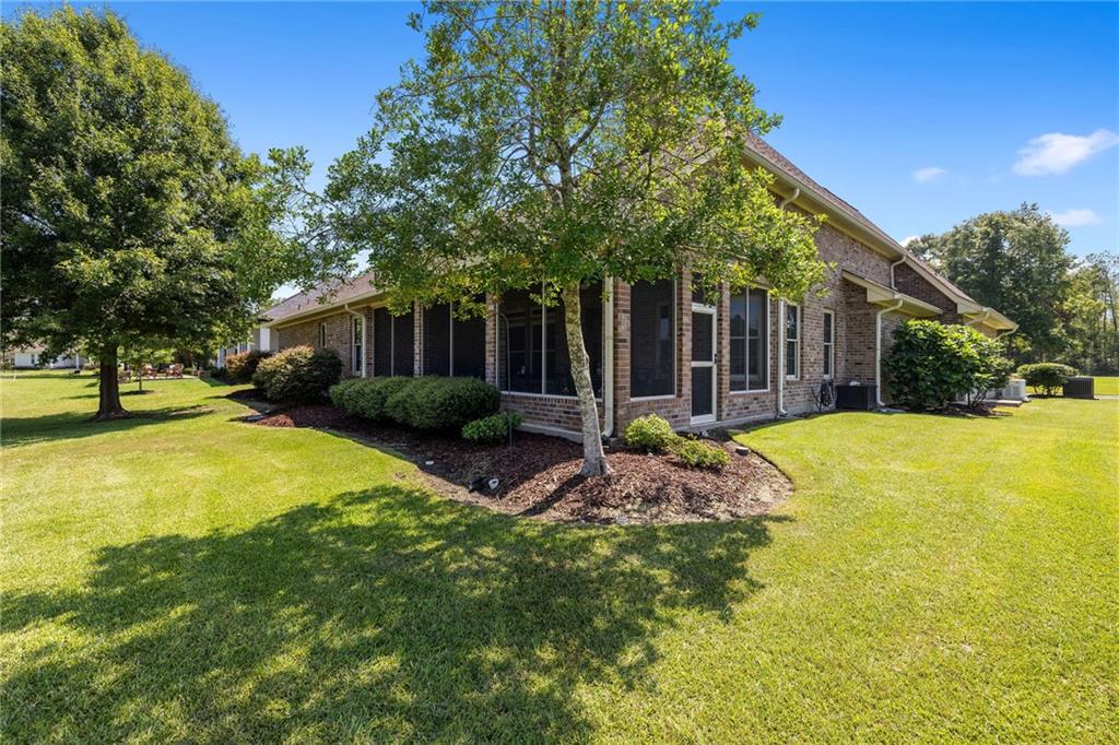 30748 Blue Wing Crescent Springfield, LA 70462 - Photo 9 of 46 Gallery Image 9