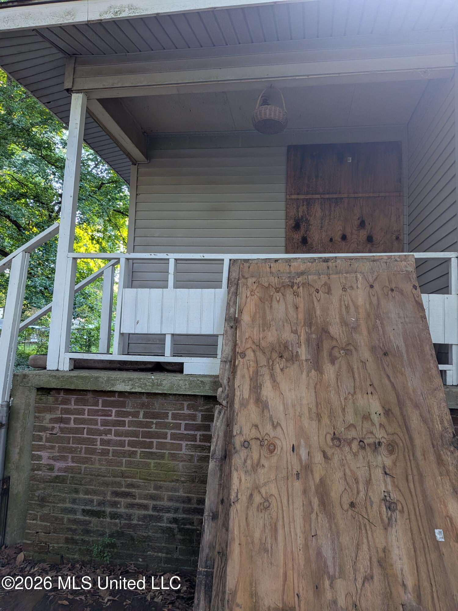 399 Cooper Road Jackson, MS 39212 - Photo 16 of 20 BACKPORCH