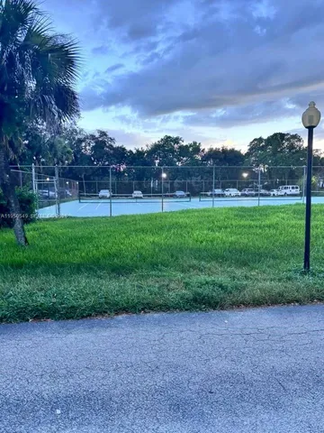 $1,900 | 430 Commodore Drive, Unit 104, Plantation, FL 33325