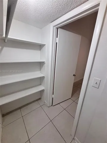 $1,900 | 430 Commodore Drive, Unit 104, Plantation, FL 33325