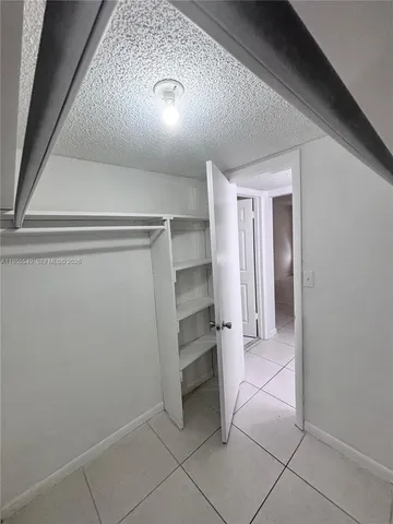 $1,900 | 430 Commodore Drive, Unit 104, Plantation, FL 33325