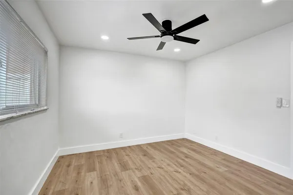 $1,700 | 199 East McNab Road, Unit 107, Pompano Beach, FL 33060