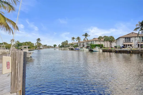 $1,700 | 199 East McNab Road, Unit 107, Pompano Beach, FL 33060