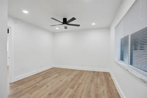 $1,700 | 199 East McNab Road, Unit 107, Pompano Beach, FL 33060