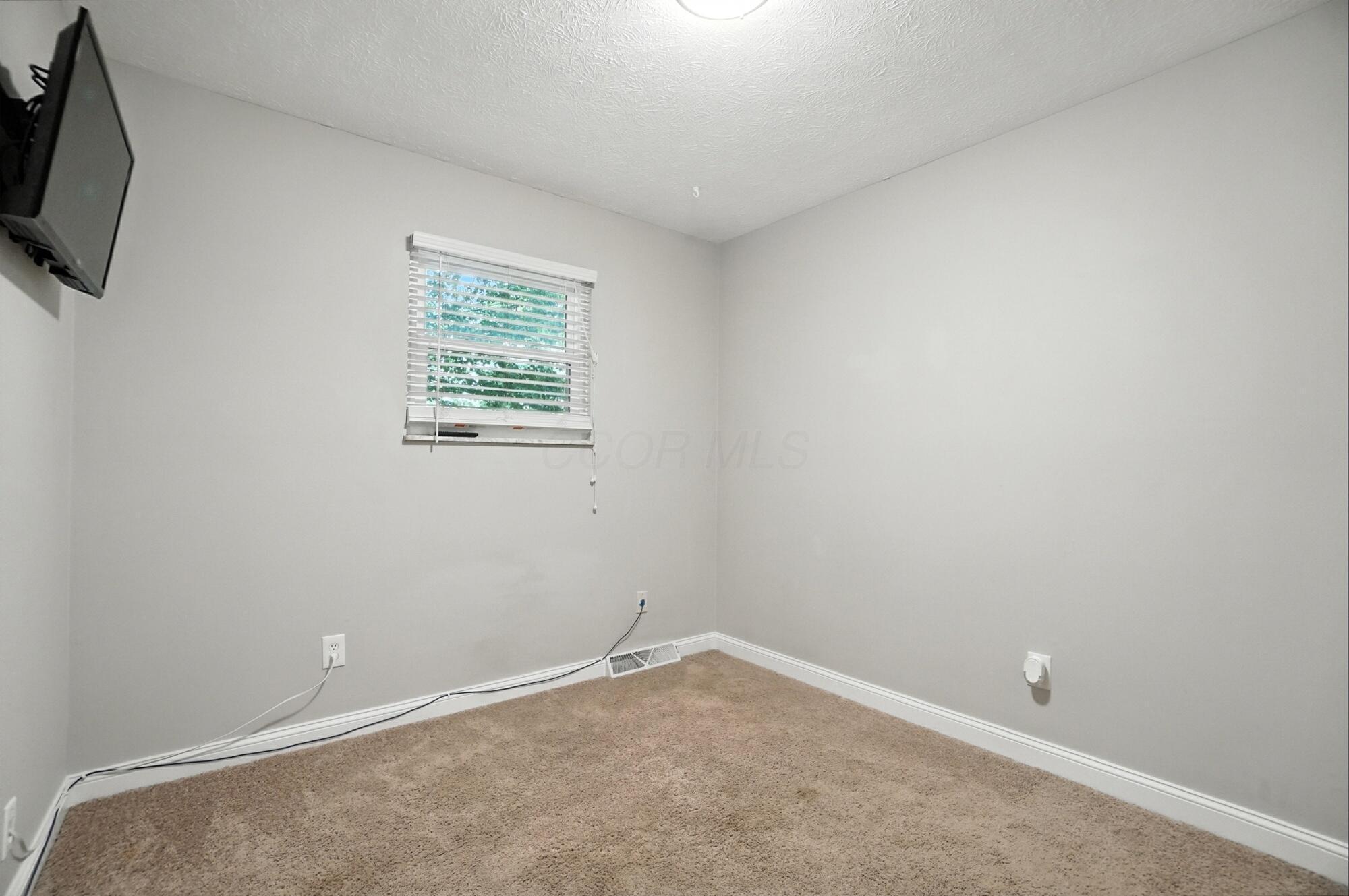 2269 Fishinger Road Upper Arlington, OH 43221 - Photo 63 of 107 carpeting
