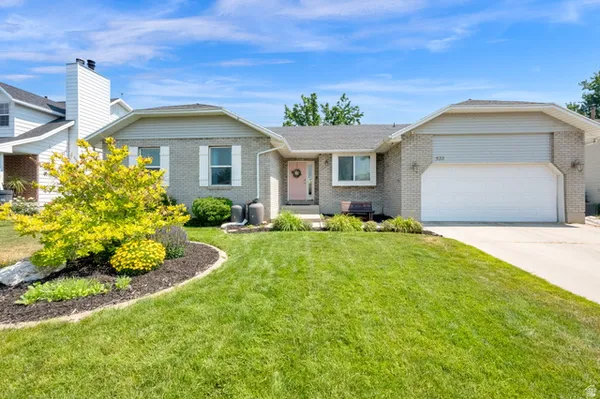 $687,500 | 533 West 1850 North, Centerville, UT 84014