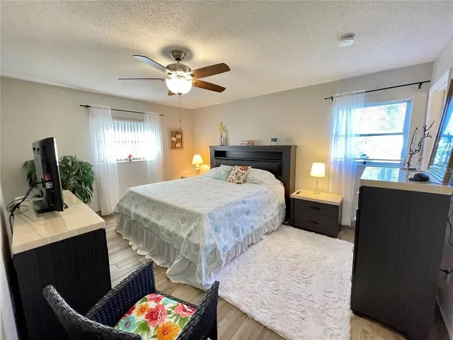 $2,000 | 3495 Tree Line Court, Unit 8, Sarasota, FL 34231