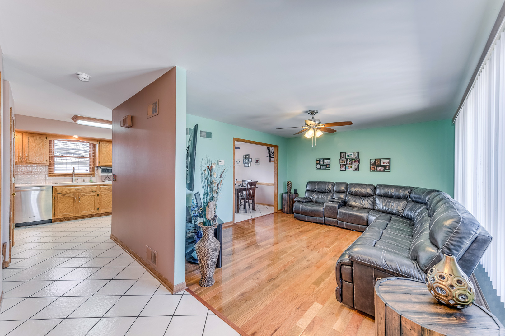 709 Bon Terre Road New Lenox, IL 60451 - Photo 5 of 30