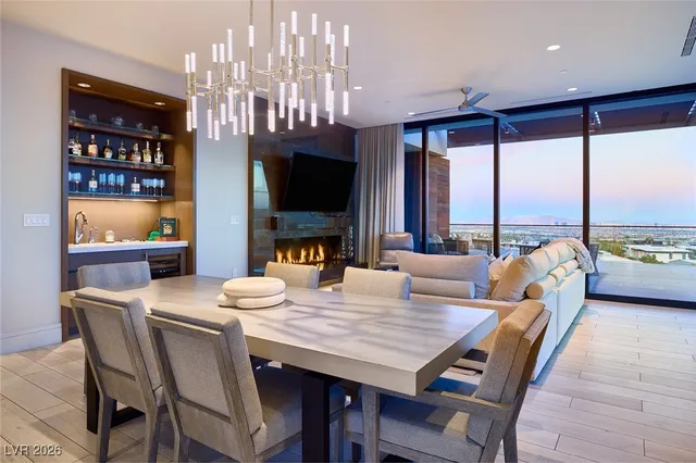 $13,500,000 | 11665 Smt Clb Drive, Unit 306, Las Vegas, NV 89135