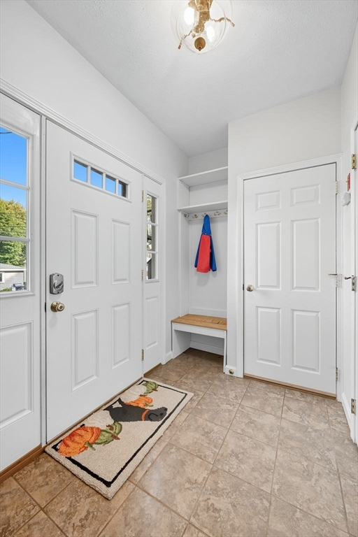 3 Nantucket Avenue Swampscott, MA 01907 - Photo 3 of 41