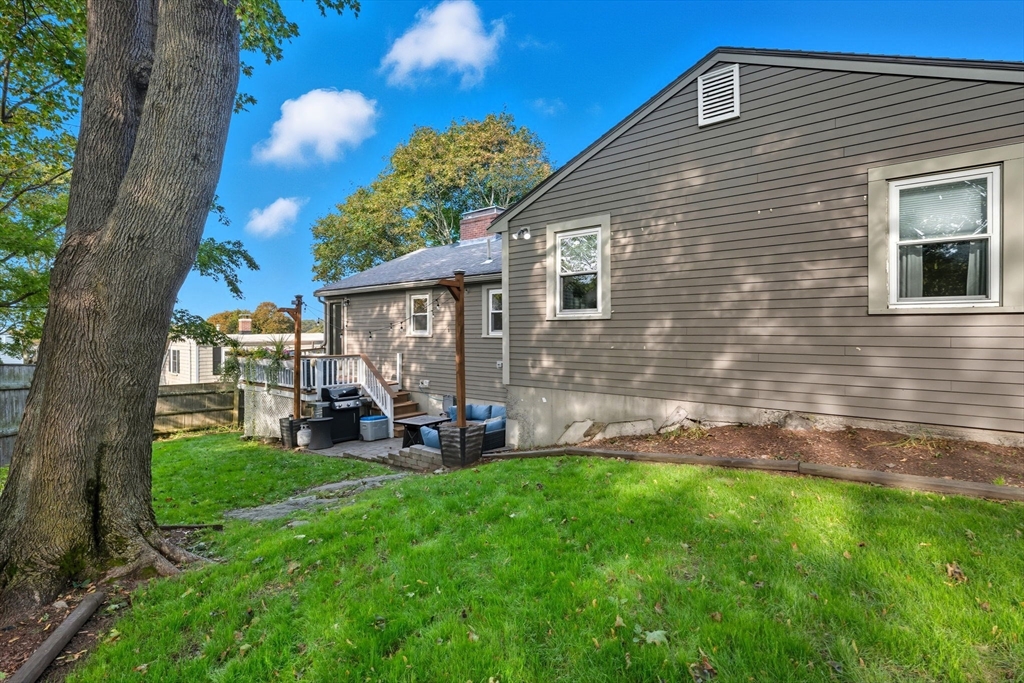 3 Nantucket Avenue Swampscott, MA 01907 - Photo 36 of 41 a front view of a house with garden
