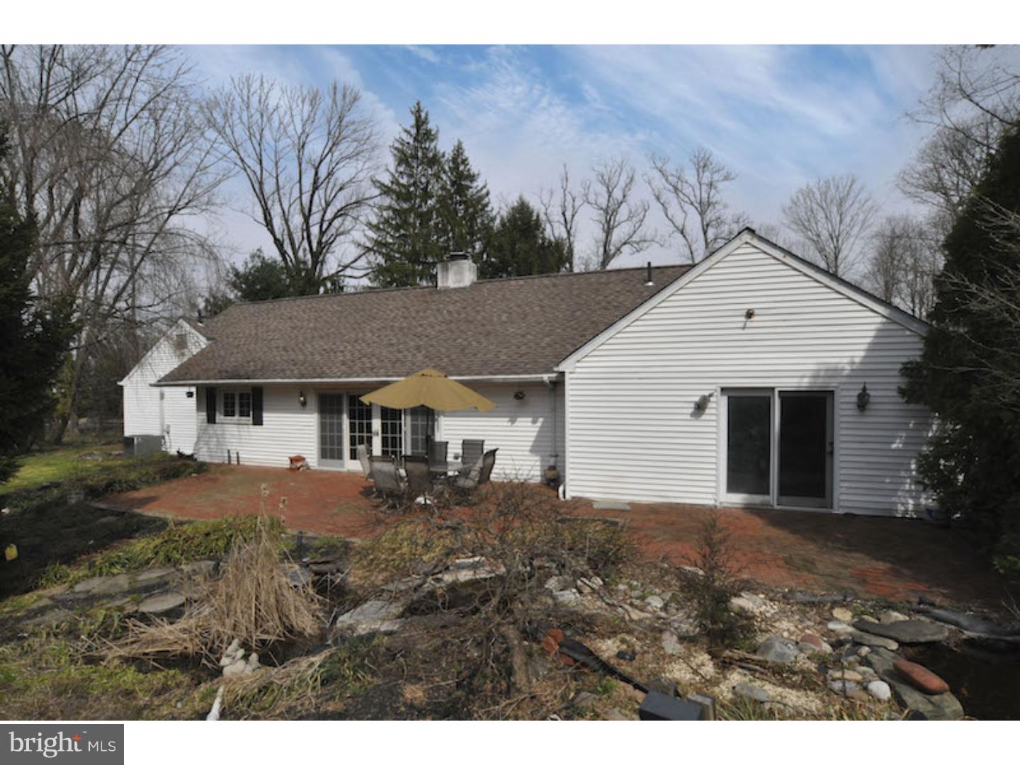 2526 Kelly Road Warrington, PA 18976 - Photo 23 of 25 Exterior Back