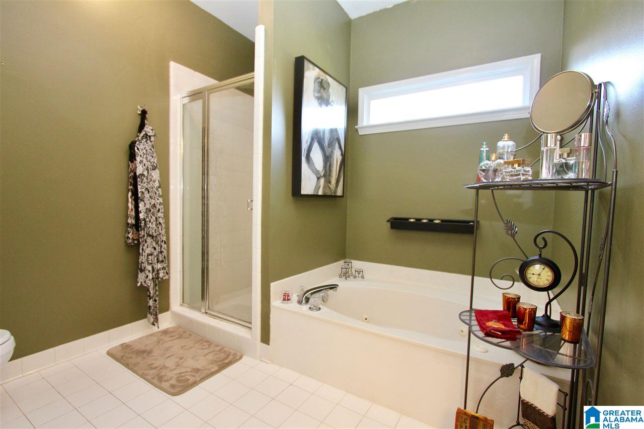 136 Heather Ridge Drive Pelham, AL 35124 - Photo 8 of 22