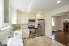 917 Weatherbee Road Baltimore, MD 21286 - Photo 13 of 24 Kitchen