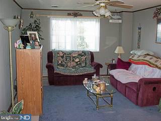 689 Cherry Tree Road Aston, PA 19014 - Photo 5 of 6 Gallery Image 5
