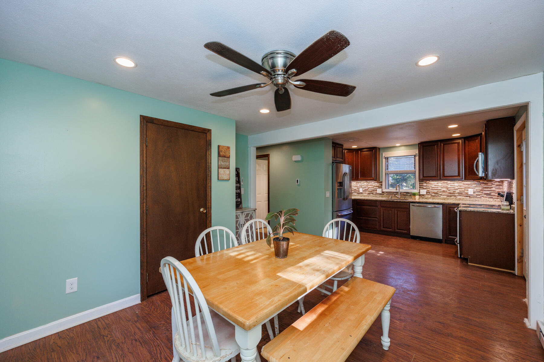 46 Chippingstone Road Marstons Mills, MA 02648 - Photo 6 of 24 46 Chippingstone Road Mashpee-4261