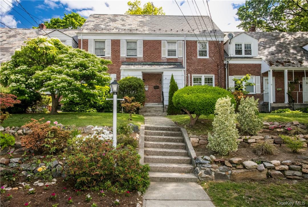 8 Elkan Road Larchmont, NY 10538 - Photo 1 of 21