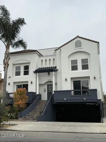 $3,600 | 5224 Corteen Place, Unit 10, Valley Village, CA 91607