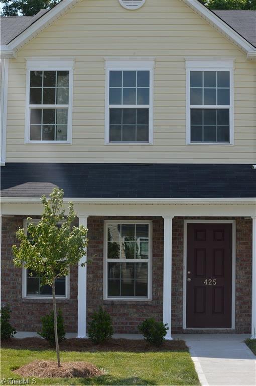 425 Sandybrooke Drive High Point, NC 27265 - Photo 1 of 22