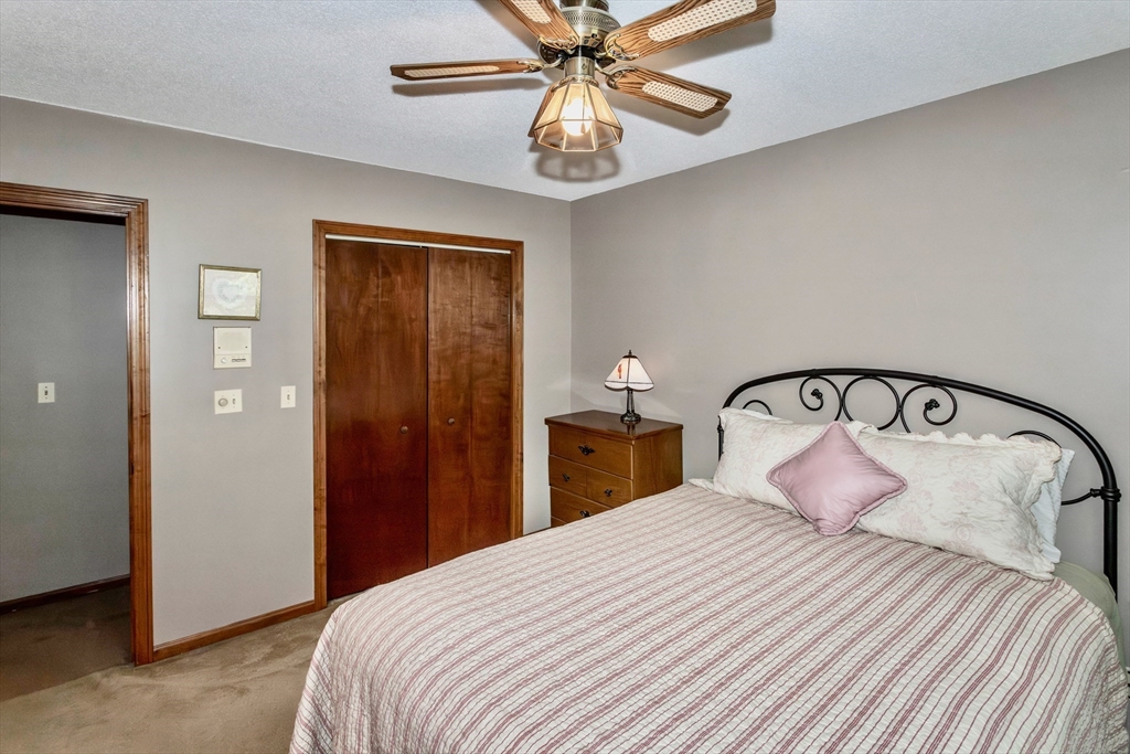 419 Southwick Road, Unit Q71 Westfield, MA 01085 - Photo 26 of 42