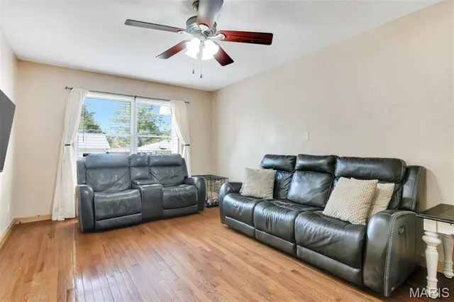 $218,000 | 180 Keeven Drive, Highland, IL 62249