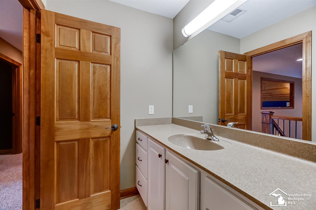 3720 Consear Road Lambertville, MI 48144 - Photo 48 of 73 50006212-57.JPG