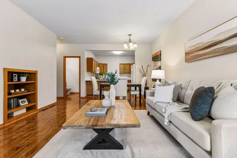 $265,000 | 1014 Heldt Street, Chaska, MN 55318