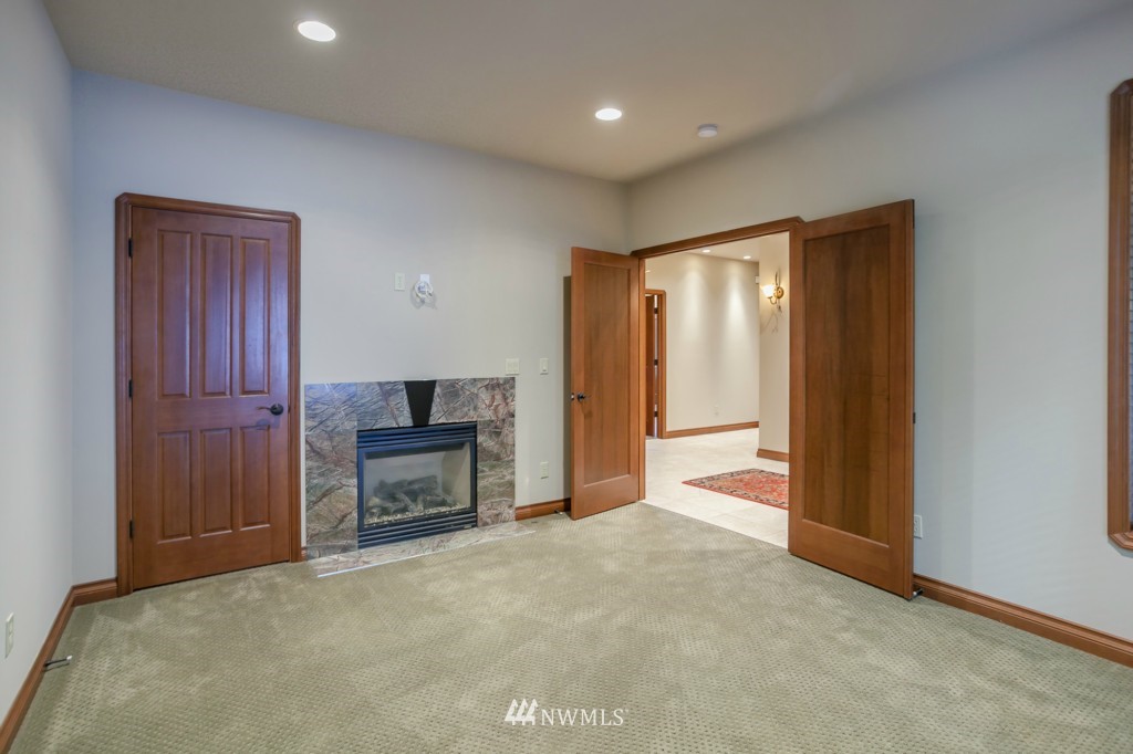 21124 46th Avenue Southeast Bothell, WA 98021 - Photo 6 of 17