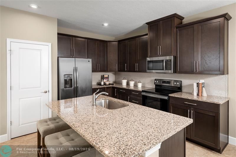 6703 Rumine Circle Vero Beach, FL 32967 - Photo 12 of 18