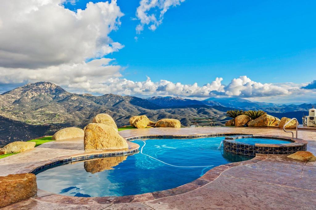 15351 Isla Vista Road Jamul, CA 91935 - Photo 5 of 40