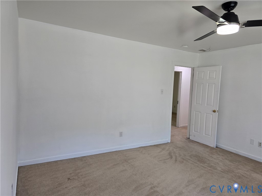 5716 Saddle Hill Drive Midlothian, VA 23112 - Photo 15 of 26 a view of an empty room