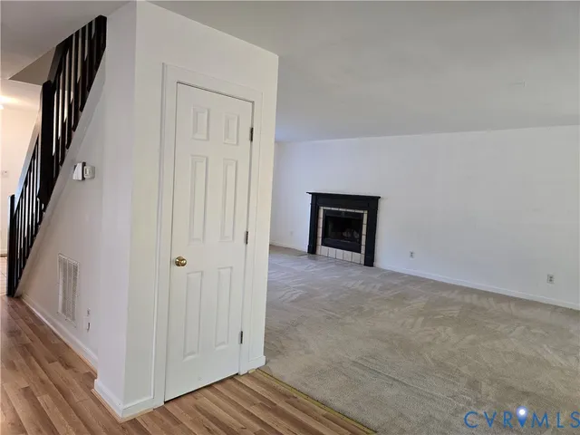 an empty room with windows