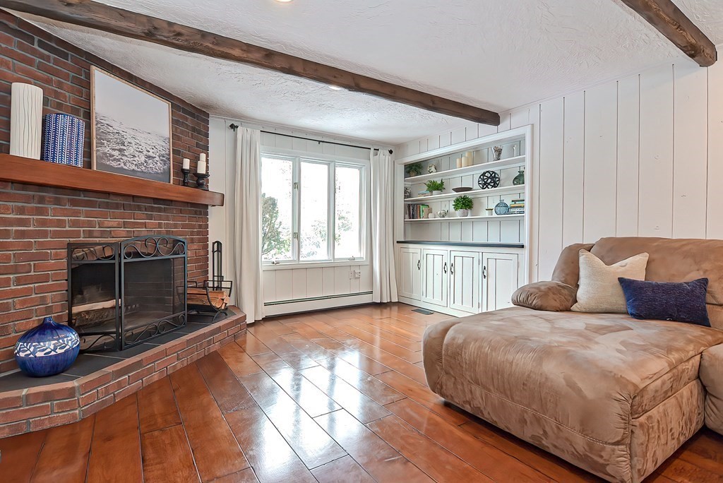 11 Robin Road Norfolk, MA 02056 - Photo 19 of 42 Gallery Image 19