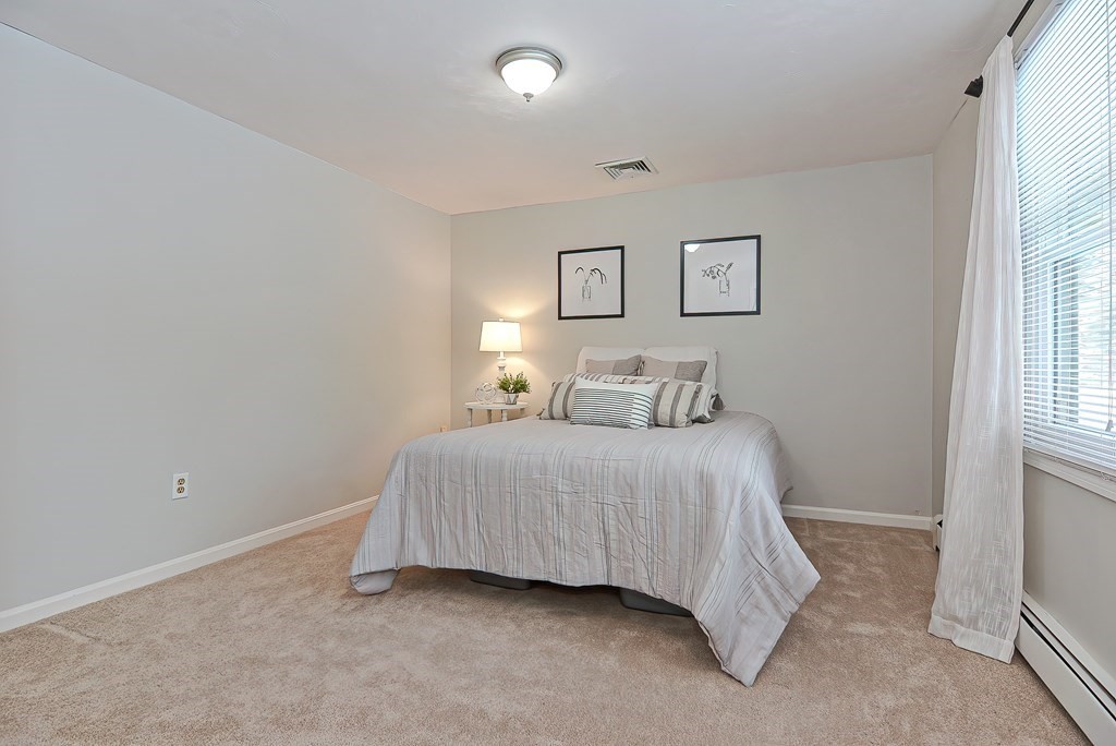 11 Robin Road Norfolk, MA 02056 - Photo 31 of 42 Gallery Image 31