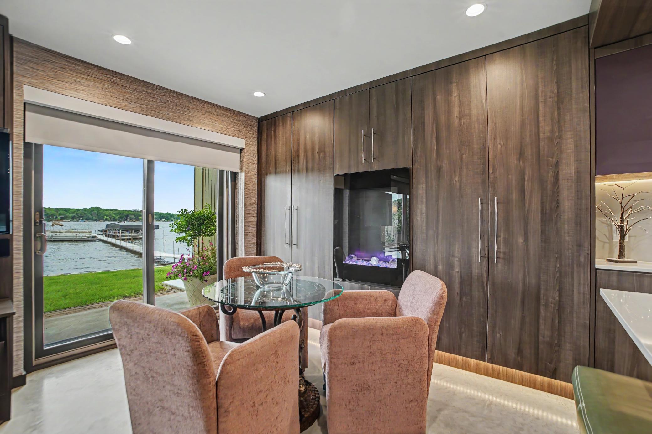 101 Wildwood Beach Road, Unit 2 Mahtomedi, MN 55115 - Photo 7 of 42